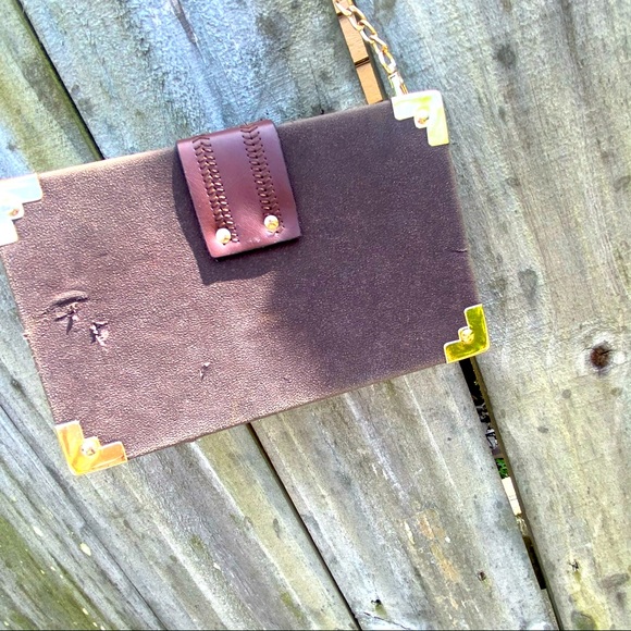 Box Chain Shoulder Purse - Picture 5 of 5